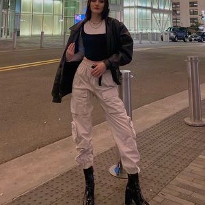 Aritzia Cuffed Jogger Pants